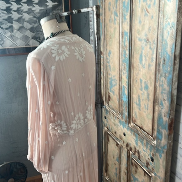 Free people size small pink dress BOHO - Picture 5 of 8